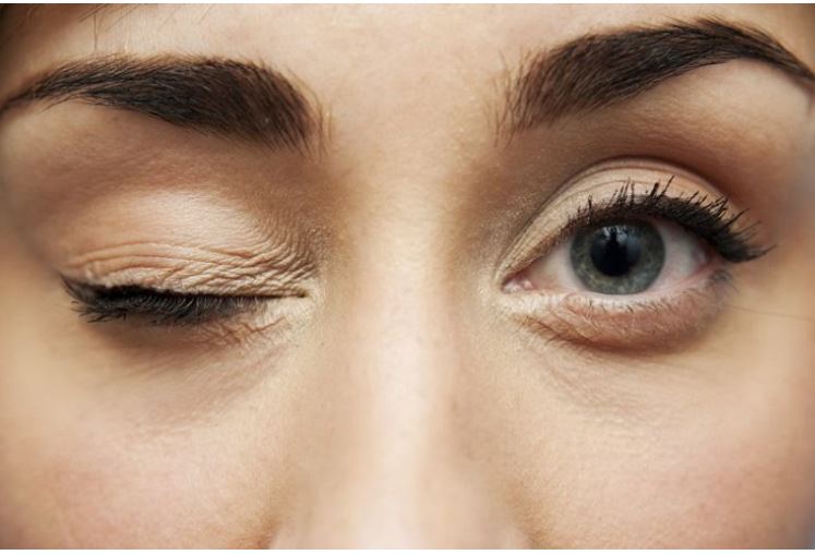 Eye twitching causes and how to treat it